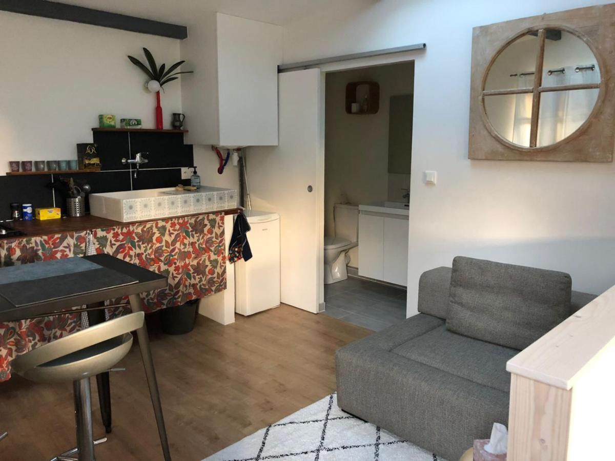 Appartamento Charmant Logement Avec Parking Orvault Esterno foto