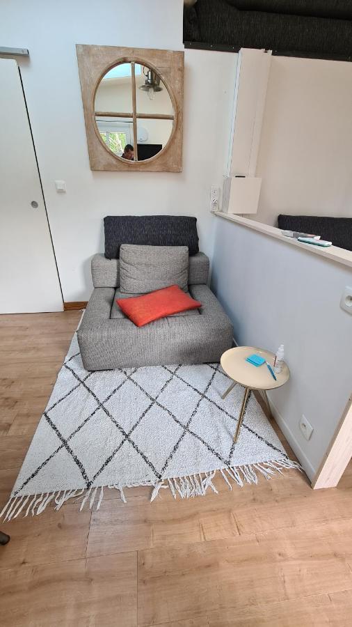 Appartamento Charmant Logement Avec Parking Orvault Esterno foto